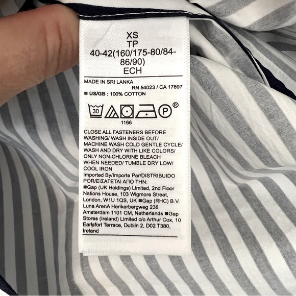 Banana Republic Dress Shirt - Picture 4 of 8